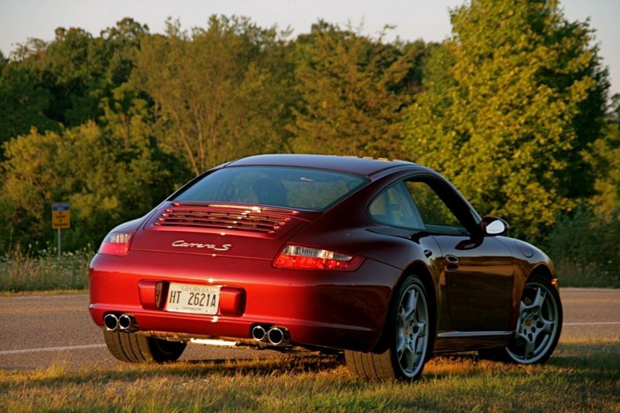  Porsche 911 Carrera S 2008 года  (фото 38 из 43)